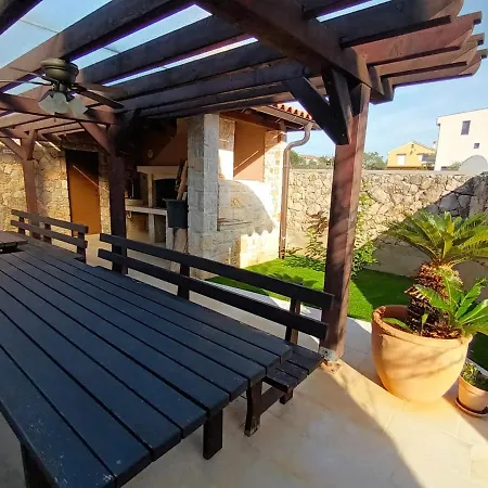 Luxury Bernarda Villa *