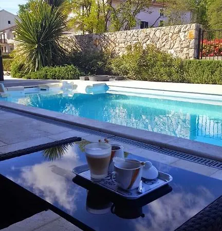 Luxury Bernarda Malinska